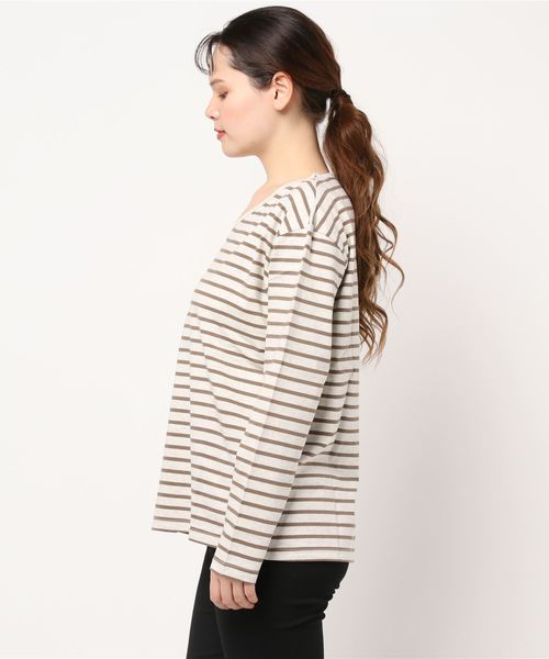 BELLUNA(ベルーナ)の「綿100%Vネックプルオーバー(Tシャツ/カットソー・レディース・モカ/ブルー系その他/ベージュ系その他/オートミール/マスタード/ネイビー/ブラック・MEDIUM/LARGE/X-LARGE)」の22枚目の写真