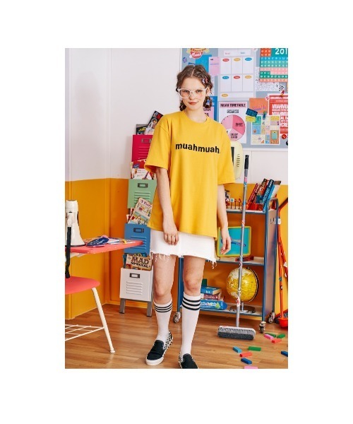 muahmuah（ムーアムーア）の「『muah muah』LOWER PRINTING HALF  T-SHIRT/ブランド英字ロゴ オーバーサイズ半袖Tシャツ/カットソー（Tシャツ/カットソー・レディース・ホワイト/ブラック/ブルー/マスタード/ライトパープル/パープル・FREE）」の15枚目の写真