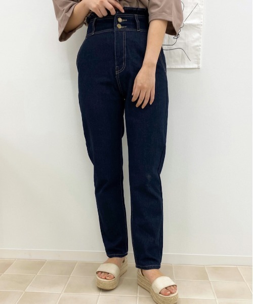 apres jour（アプレジュール）の「デニムテーパードパンツ【ZOZOTOWN限定アイテム】（デニムパンツ・レディース・ブラック/オフホワイト/ダークブルー・SMALL/MEDIUM/LARGE/X-LARGE）」の17枚目の写真