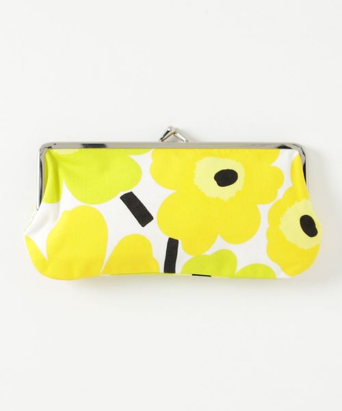 marimekko（マリメッコ）の「MINI-UNIKKO/SILMALASIKUKKARO（ポーチ・レディース・ブラック/レッド/イエロー/レッド系その他・FREE）」の3枚目の写真