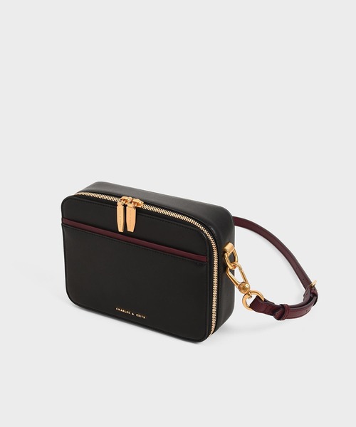 CHARLES & KEITH（チャールズ & キース）の「ダブルジップ