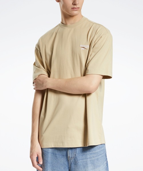Reebok(リーボック)の「クラシックス Tシャツ / Classics Tee(Tシャツ/カットソー・メンズ・ブラック/ベージュ・LARGE/MEDIUM/SMALL/X-SMALL/X-LARGE/XX-LARGE/XXX-LARGE)」の7枚目の写真