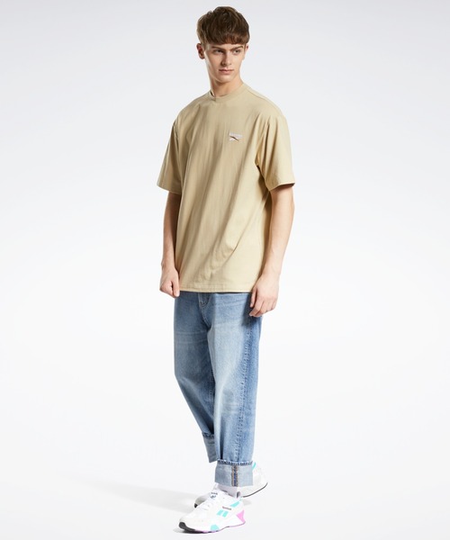 Reebok(リーボック)の「クラシックス Tシャツ / Classics Tee(Tシャツ/カットソー・メンズ・ブラック/ベージュ・LARGE/MEDIUM/SMALL/X-SMALL/X-LARGE/XX-LARGE/XXX-LARGE)」の8枚目の写真