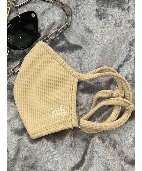 jouetie（ジュエティ）の「jouetieマスク（マスク・レディース・ブラック/ベージュ/パープル/オフホワイト/ブルー/アイボリー・FREE）」の2枚目の写真