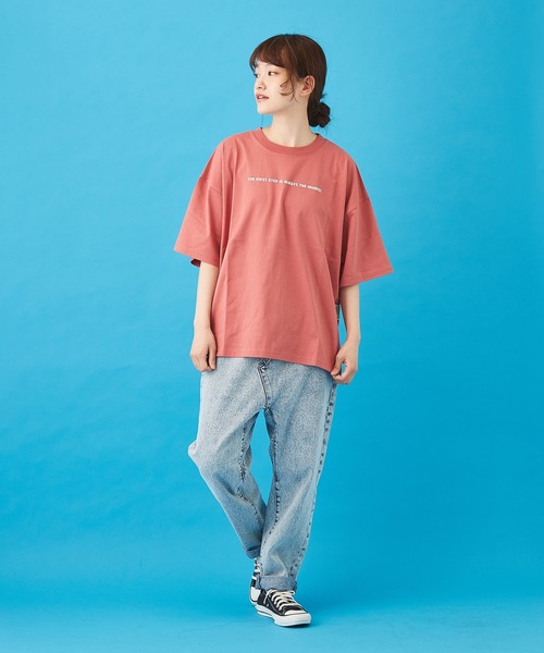 CUBE SUGAR（キューブシュガー）の「天竺 汗ジミ防止加工 ロゴプリント ビッグＴシャツ（Tシャツ/カットソー・レディース・トップグレー/イエロー/サックスブルー/ピンク/マルチ・M）」の12枚目の写真