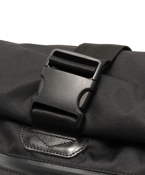 AS2OV（アッソブ）の「【AS2OV】CORDURA DOBBY 305D ROLL BACK PACK（バックパック/リュック・メンズ・ブラック/カーキ・FREE）」の9枚目の写真