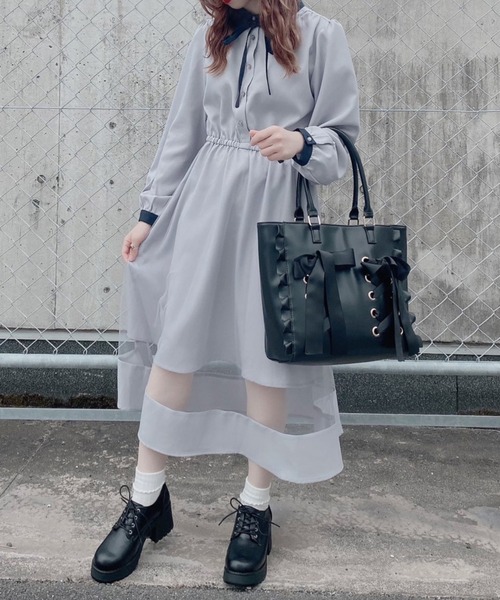 WEGO（ウィゴー）の「WEGO/エリ配色チュールラインワンピース（ワンピース・レディース・ブラック/ライトパープル・FREE）」の2枚目の写真