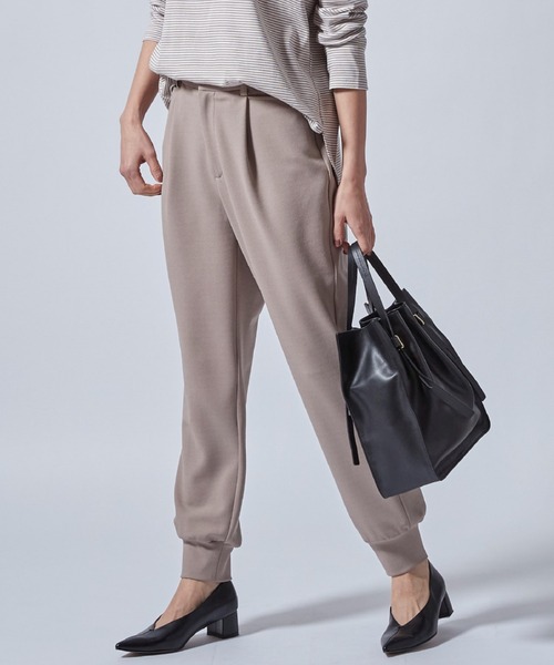 セール ジャージ素材のテーパードシルエットパンツ セットアップ対応 その他パンツ Lautreamont ロートレアモン のファッション通販 Zozotown