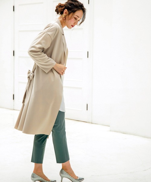 BELLUNA PLUS（ベルーナ）の「ベルト付ロング丈トッパーコート（その他アウター・レディース・ネイビー/グレー/グリーン・MEDIUM/X-LARGE/LARGE）」の9枚目の写真