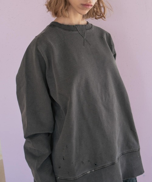 URBAN RESEARCH（アーバンリサーチ）の「GOODBETTERBEST　ダメージスウェット（スウェット・メンズ・ブラック/グレー・1/2）」の6枚目の写真