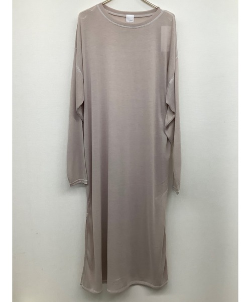 ulu（ウル）の「original Shear loose slit dress（Tシャツ/カットソー・レディース・ブラック/グレイッシュベージュ・FREE）」の8枚目の写真