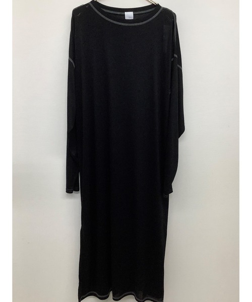 ulu（ウル）の「original Shear loose slit dress（Tシャツ/カットソー・レディース・ブラック/グレイッシュベージュ・FREE）」の6枚目の写真