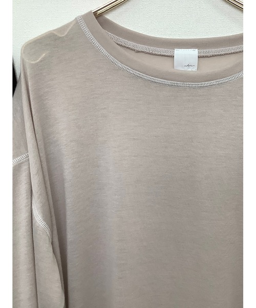 ulu（ウル）の「original Shear loose slit dress（Tシャツ/カットソー・レディース・ブラック/グレイッシュベージュ・FREE）」の15枚目の写真