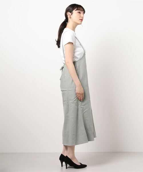 ehka sopo(エヘカソポ)の「サス付マーメイドスカート(スカート・レディース・ベージュ/グリーン/チャコール・フリ-)」の4枚目の写真