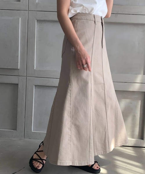 moment+（モーメントプラス）の「カラーヘビーツイル＆デニムマーメイドスカート（デニムスカート・レディース・ブラック/ブラウン/オフホワイト/カーキ/サックスブルー/インディゴブルー/アイボリー/グレイッシュベージュ・M/L）」の6枚目の写真