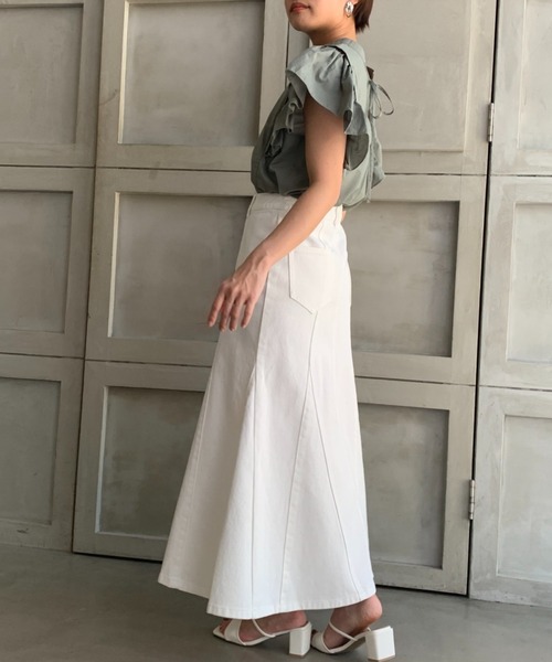 moment+（モーメントプラス）の「カラーヘビーツイル＆デニムマーメイドスカート（デニムスカート・レディース・ブラック/ブラウン/オフホワイト/カーキ/サックスブルー/インディゴブルー/アイボリー/グレイッシュベージュ・M/L）」の20枚目の写真