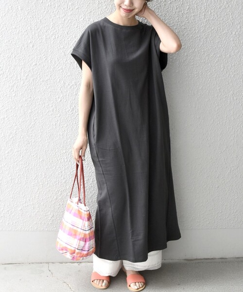 SHIPS any(シップス エニィ)の「SHIPS any: ミニ裏毛 コクーン ワンピース2〈UVカット〉(ワンピース・レディース・チャコールグレー/レンガ・ONE SIZE)」の16枚目の写真