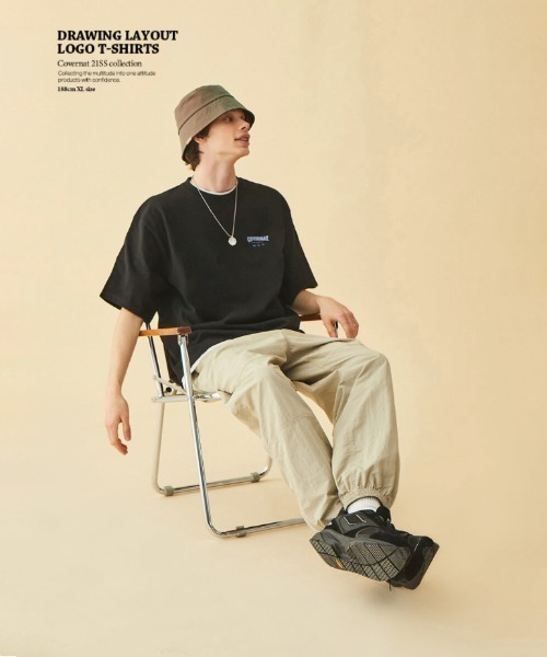 COVERNAT(カバーナット)の「【COVERNAT】DRAWING LAYOUT LOGO S/S TEE / カバーナット ドローイング レイアウト ロゴ Tシャツ(Tシャツ/カットソー・メンズ・チャコールグレー/ホワイト/ブラック/ネイビー・LARGE/MEDIUM/SMALL/X-LARGE)」の5枚目の写真