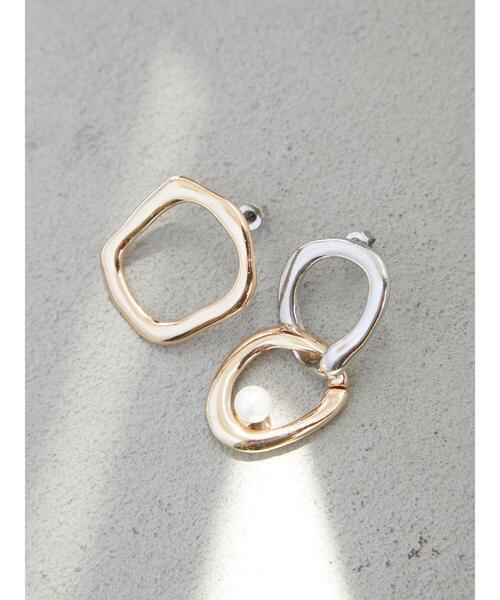 CRAFT STANDARD BOUTIQUE（クラフトスタンダードブティック）の「パールトップアシメリングピアス　＊（ピアス（両耳用）・レディース・その他・FREE）」の3枚目の写真