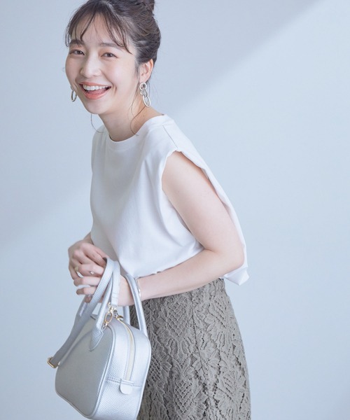 VIS(ビス)の「【星玲奈さんコラボ】ショルダーパットフレンチTシャツ(Tシャツ/カットソー・レディース・ブラック/オフホワイト/オレンジ/ライトグリーン/ベージュ系その他2・FREE/FT)」の11枚目の写真