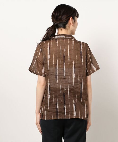 RAG MACHINE（ラグマシーン）の「【RAG MACHINE】柄シアーシャツ（シャツ/ブラウス・レディース・ブラウン/ベージュ/ホワイト×ネイビー・M/L）」の4枚目の写真