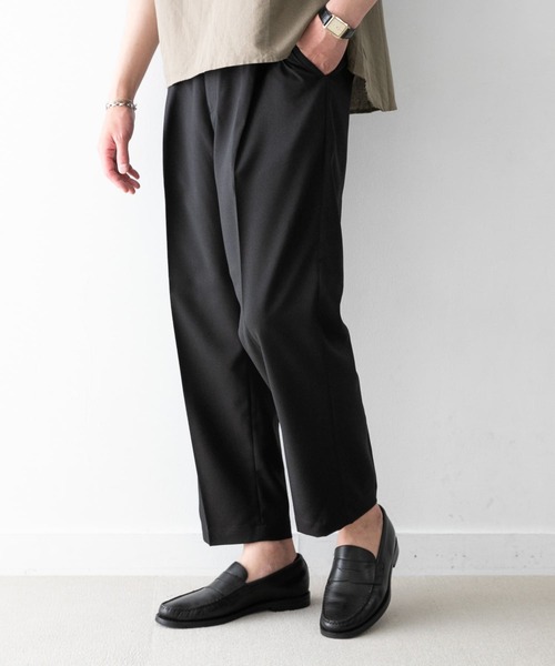 URBAN RESEARCH ROSSO MEN(アーバンリサーチロッソメン)の「『ワイド』テーパードイージーパンツ(その他パンツ・メンズ・ブラック/グレー/ライトブラウン・SMALL/MEDIUM/LARGE/X-LARGE)」の1枚目の写真