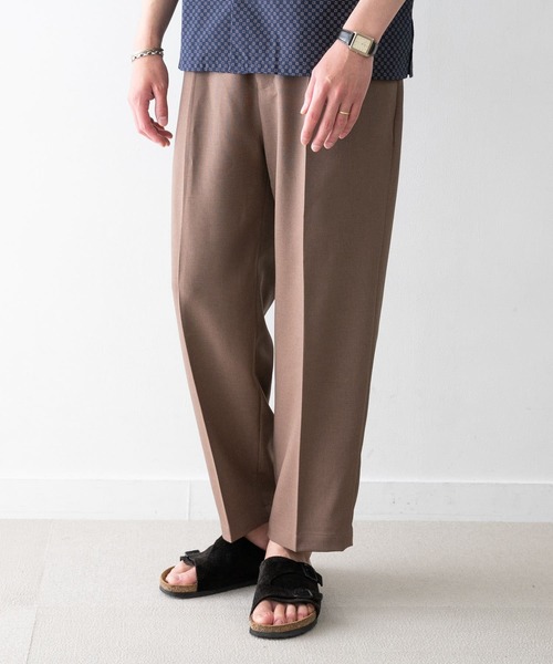 URBAN RESEARCH ROSSO MEN(アーバンリサーチロッソメン)の「『ワイド』テーパードイージーパンツ(その他パンツ・メンズ・ブラック/グレー/ライトブラウン・SMALL/MEDIUM/LARGE/X-LARGE)」の4枚目の写真