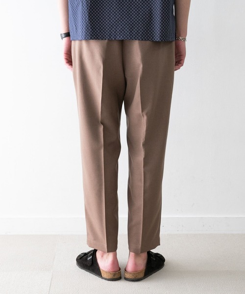 URBAN RESEARCH ROSSO MEN(アーバンリサーチロッソメン)の「『ワイド』テーパードイージーパンツ(その他パンツ・メンズ・ブラック/グレー/ライトブラウン・SMALL/MEDIUM/LARGE/X-LARGE)」の6枚目の写真