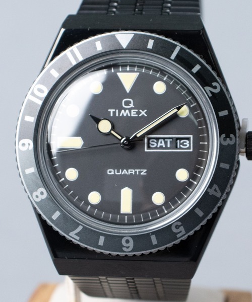 Montre Q Timex Réédition TW2U61600 - Cadran Noir - Bracelet Acier - Neuf Avec étiquettes