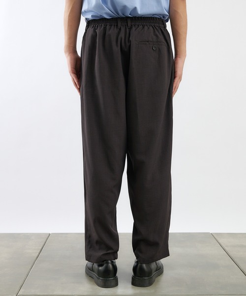 COLONY 2139（コロニートゥーワンスリーナイン）の「KINAGASHIワイドパンツ(セットアップ可)（スラックス・メンズ・ネイビー/モカ/スミクロ・MEDIUM/LARGE）」の6枚目の写真