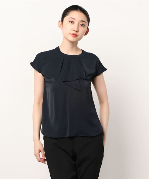 TRUDEA(トルディア)の「フリルボウタイブラウス(シャツ/ブラウス・レディース・ホワイト/サックスブルー/ネイビー/ベージュ・LARGE/MEDIUM)」の15枚目の写真