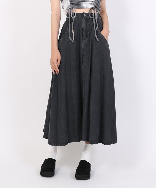 PUNYUS（プニュズ）の「デニムロングスカート（デニムスカート・レディース・ライトブルー/インディゴブルー/ブラック系その他/ブルー系その他・1/2/4/3）」の15枚目の写真
