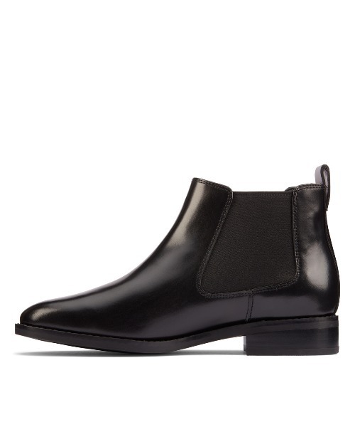 Clarks（クラークス）の「Ria Chelsea / リアチェルシー（ブラックレザー）（ブーツ・レディース・ブラック・UK5/UK6/UK4/UK3.5/UK4.5/UK5.5/UK3）」の4枚目の写真