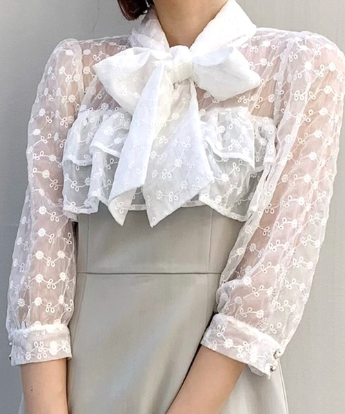 TITTY&CO.(ティティーアンドコー)の「フラワーレースミニワンピース(ワンピース・レディース・ブラック/パープル/ライトグリーン・SMALL/MEDIUM)」の4枚目の写真