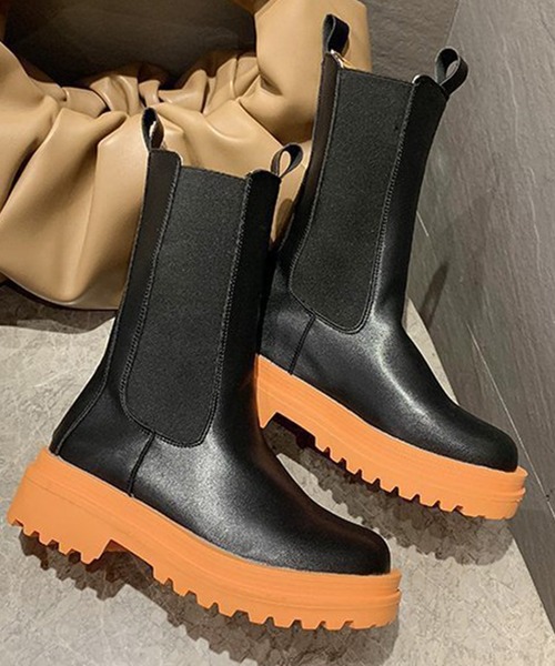 AMOUR BOX(アムールボックス)の「サイドゴアプラットフォームブーツ(ブーツ・レディース・テラコッタ/ブラック/ホワイト・37/40/38/39/36)」の12枚目の写真