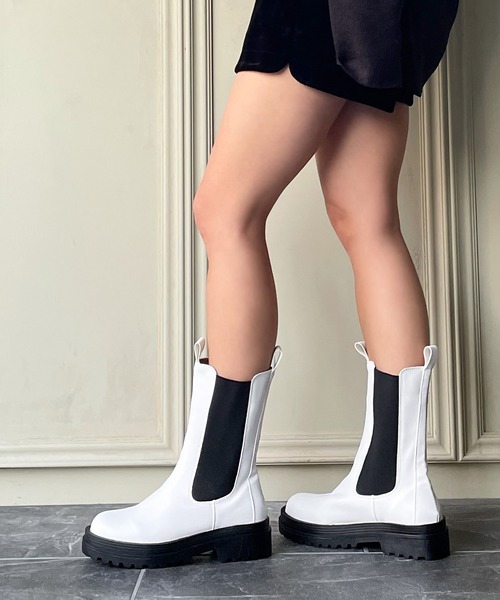 AMOUR BOX(アムールボックス)の「サイドゴアプラットフォームブーツ(ブーツ・レディース・テラコッタ/ブラック/ホワイト・37/40/38/39/36)」の14枚目の写真