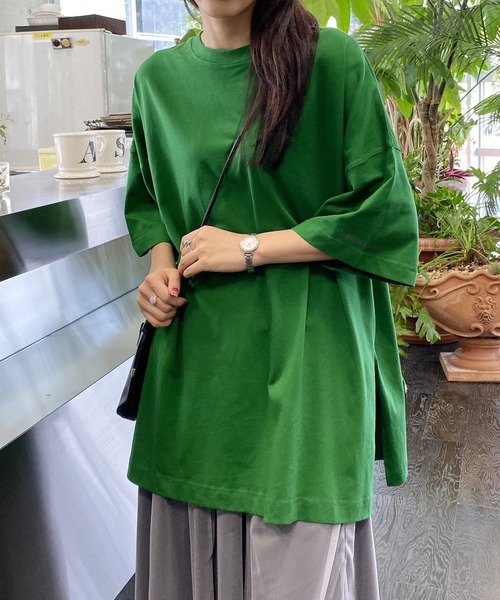 AS KNOW AS PINKY（アズノゥアズピンキー）の「袖にロゴ!カラバリＴシャツ（Tシャツ/カットソー・レディース・オレンジ/グレイッシュベージュ/ブラック/グリーン/フューシャピンク・FREE）」の3枚目の写真