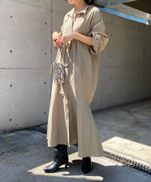 DouDou（ドゥドゥ）の「バックボリュームタック切替ワンピース（ワンピース・レディース・ブルー/ブラック/ベージュ・FREE）」の3枚目の写真