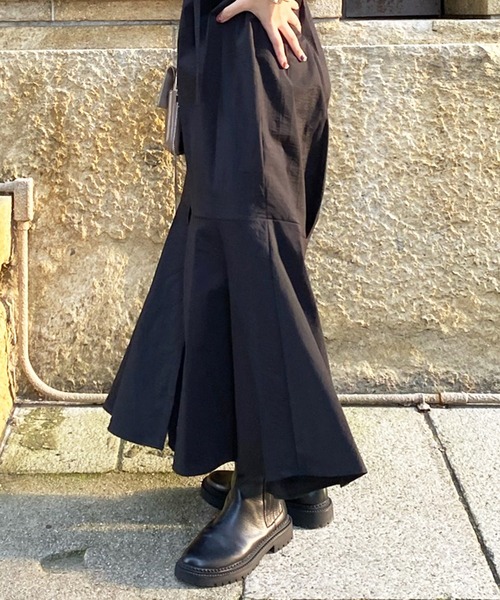 DouDou（ドゥドゥ）の「バックボリュームタック切替ワンピース（ワンピース・レディース・ブルー/ブラック/ベージュ・FREE）」の10枚目の写真