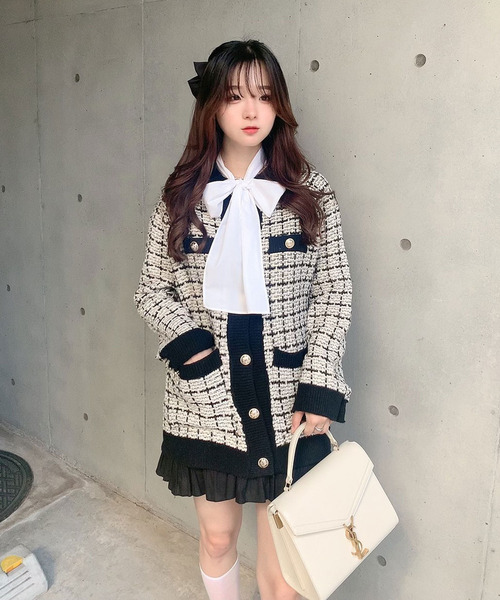 titty＆Co. PETIT by poyo（ティティーアンドコープティバイポヨ）の「【ファッションインフルエンサーPOYO×titty&Co.PETIT 】ツイードチェックゆるカーディガン（カーディガン/ボレロ・レディース・ホワイト/ブラック・FREE）」の7枚目の写真