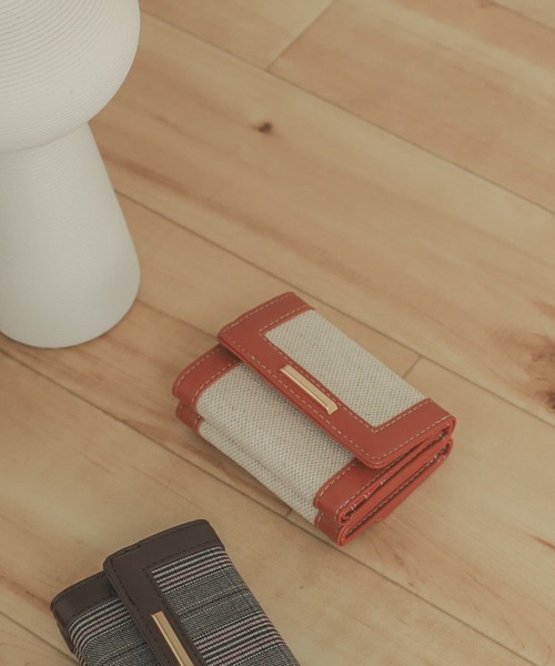 SENSE OF PLACE by URBAN RESEARCH(センスオブプレイスバイアーバンリサーチ)の「フレームミニウォレット(財布・レディース・チェック/ブラウン/ブラック・ONE)」の1枚目の写真