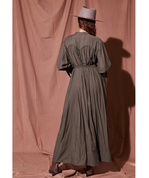 ALEXIA STAM（アリシアスタン）の「Stand Collar Maxi Dress/スタンドカラーマキシドレス（ワンピース・レディース・チャコールグレー/ブラウン・FREE）」の17枚目の写真