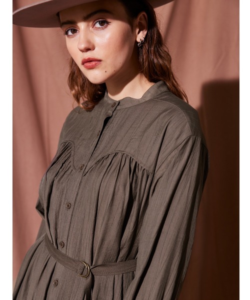 ALEXIA STAM（アリシアスタン）の「Stand Collar Maxi Dress/スタンドカラーマキシドレス（ワンピース・レディース・チャコールグレー/ブラウン・FREE）」の19枚目の写真