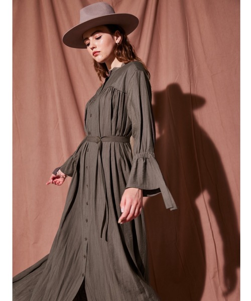 ALEXIA STAM（アリシアスタン）の「Stand Collar Maxi Dress/スタンドカラーマキシドレス（ワンピース・レディース・チャコールグレー/ブラウン・FREE）」の21枚目の写真