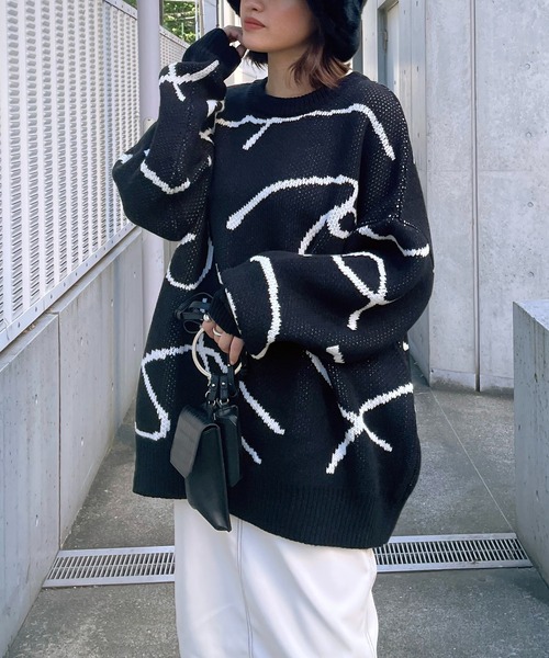 SPIRALGIRL(スパイラルガール)の「ラインアートジャガードニット(ニット/セーター・レディース・オフホワイト/ベージュ/ブラック・FREE)」の6枚目の写真