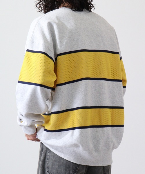 FILA HERITAGE（フィラヘリテージ）の「FILA メッシュ パネルボーダー クルーネックス スウェット（スウェット・メンズ・アッシュグレー・M/L/XL）」の3枚目の写真