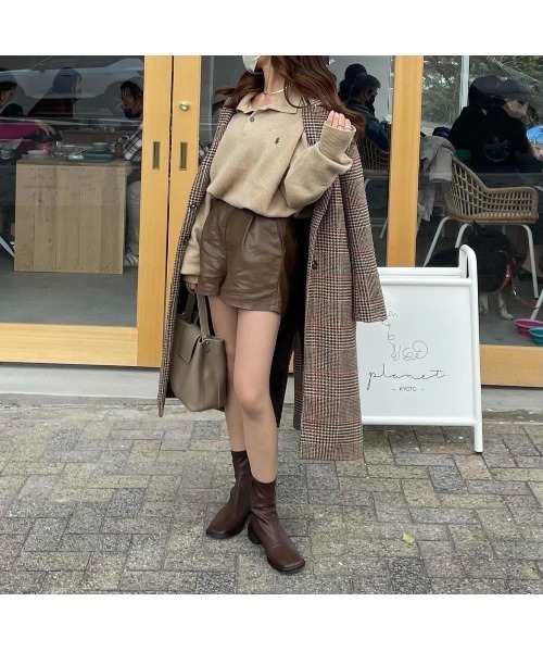 mood for a day（ムードフォーアデイ）の「square socks short boots / スクエアソックスショートブーツ（ブーツ・レディース・ブラック/ブラウン/アイボリー/ベージュ・23.0cm/24.0cm/25.0cm/23.5㎝/24.5㎝/24.5cm）」の17枚目の写真