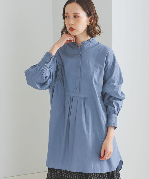 BEAMS HEART（ビームスハート）の「BEAMS HEART / ネックフリル ハシゴ チュニック（チュニック・レディース・チャコールグレー/オフホワイト/ブルー・FREE）」の3枚目の写真