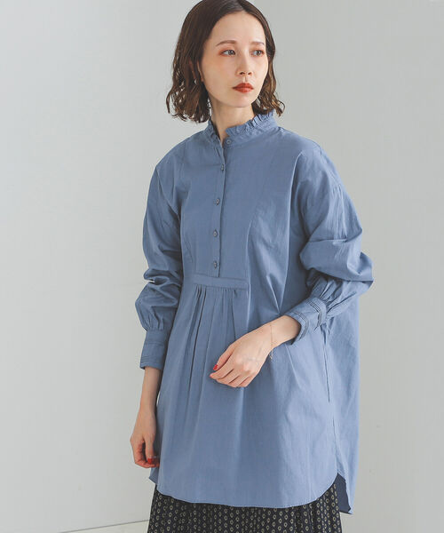 BEAMS HEART（ビームスハート）の「BEAMS HEART / ネックフリル ハシゴ チュニック（チュニック・レディース・チャコールグレー/オフホワイト/ブルー・FREE）」の13枚目の写真