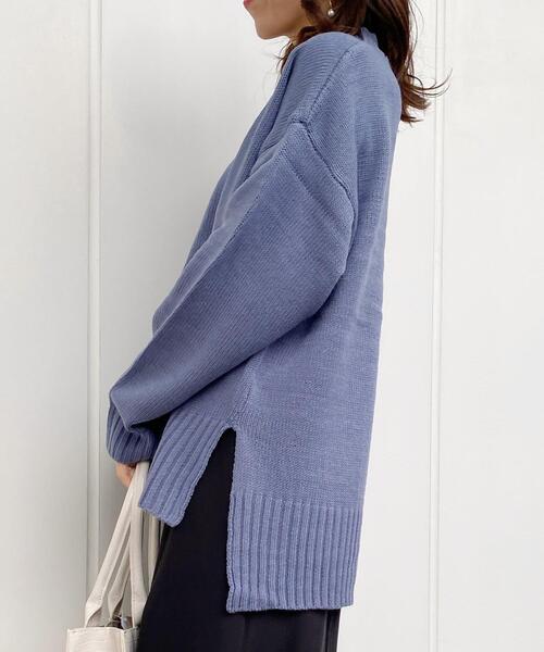 INGNI（イング）の「モックネックサイドスリットチュニックニット（ニット/セーター・レディース・ピンク/ブルー/グリーン/アイボリー/グレー/ブラック/イエロー/レッド・M）」の6枚目の写真